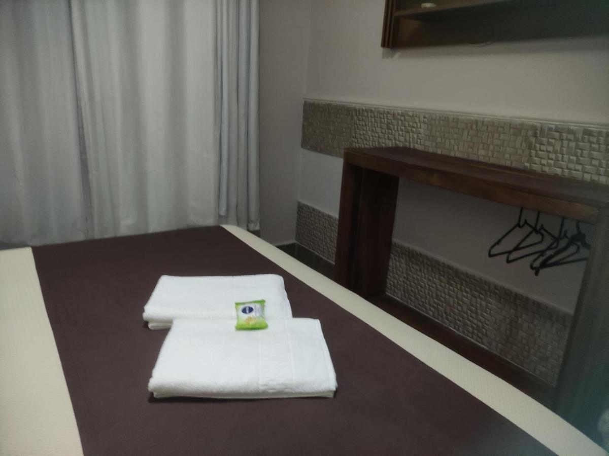 Pousada Da Gi Suites E Turismo Шапада-дус-Гімарайнс Екстер'єр фото