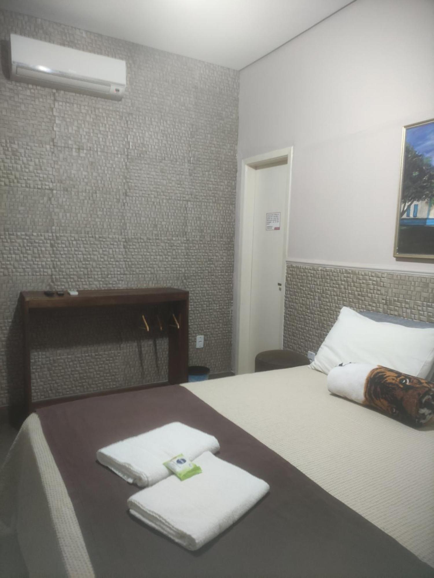 Pousada Da Gi Suites E Turismo Шапада-дус-Гімарайнс Екстер'єр фото